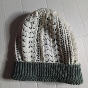 Elegant White and Gray Women's Knit Hat